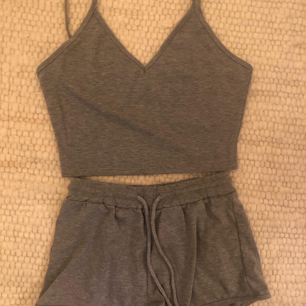 gray set, fits like a small